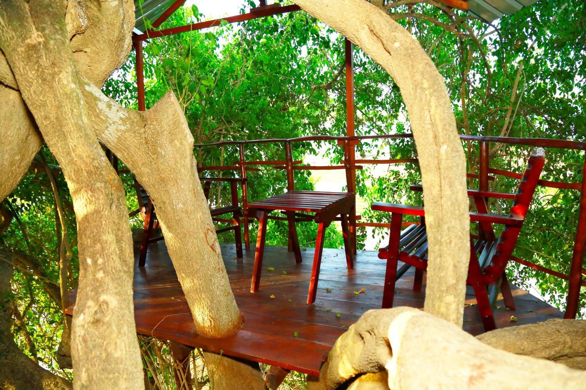 Lake Villa Resort Tissamaharama Buitenkant foto