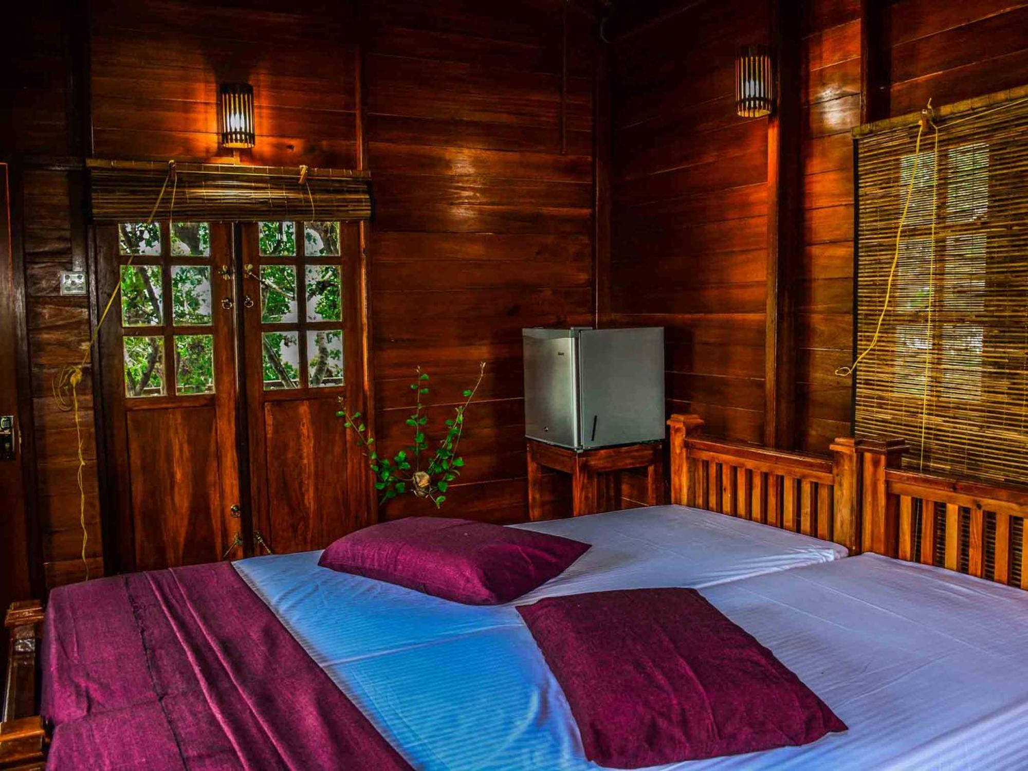 Lake Villa Resort Tissamaharama Buitenkant foto